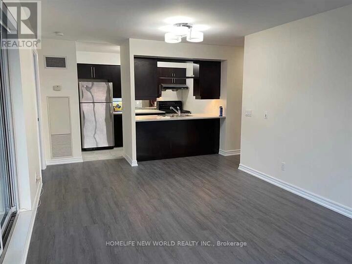 Property Photo:  70 Town Centre Court 2702  ON M1P 0B2 