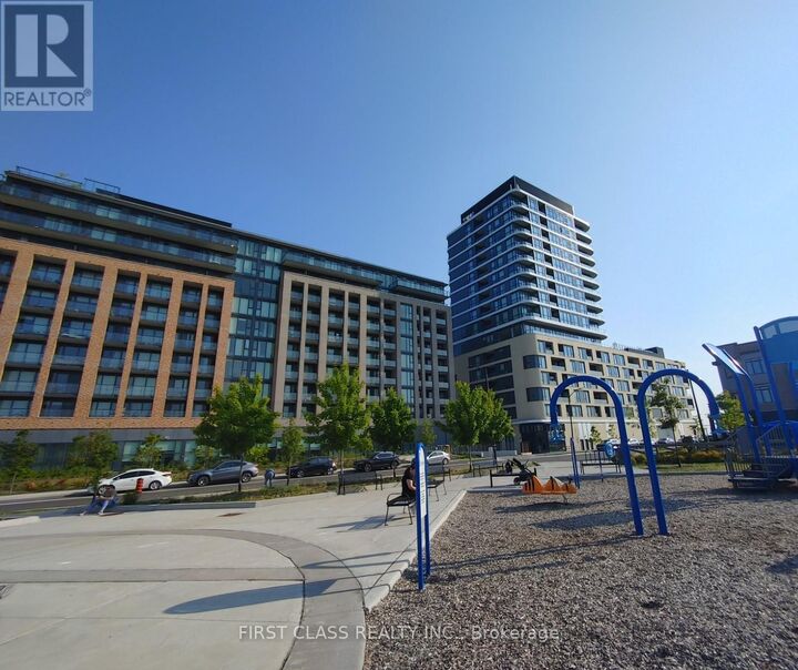 Property Photo: 120 Eagle Rock Way 608 ON L6A 5C2