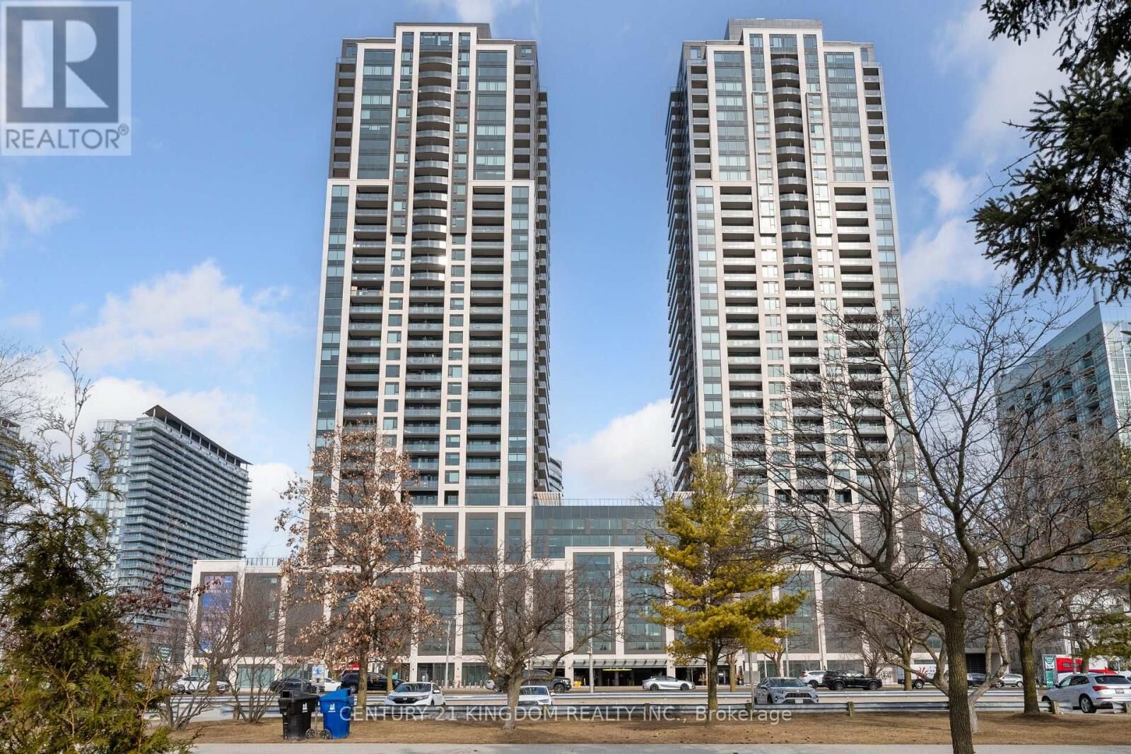 Property Photo:  1926 Lake Shore Boulevard West 2906  ON M6S 0B1 