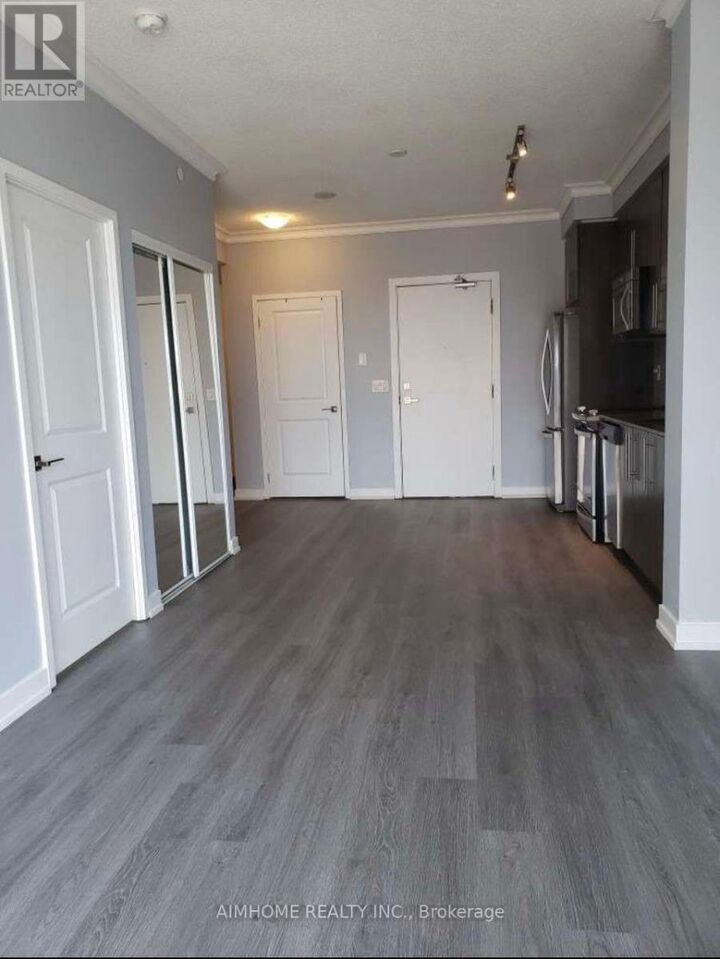 Property Photo: 510 Curran Place 3110 ON L5B 0J8