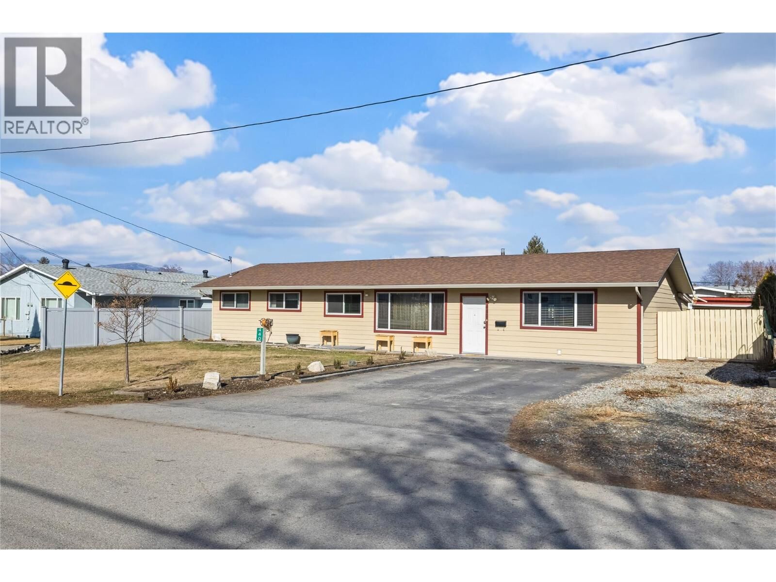 Property Photo: 440 Primrose Road BC V1X 2G7