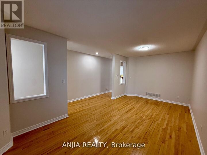 Property Photo:  17 Ambercroft Street  ON L6E 1L4 
