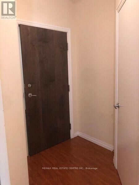 Property Photo: 16 Yonge Street 3102 ON M5E 1R4