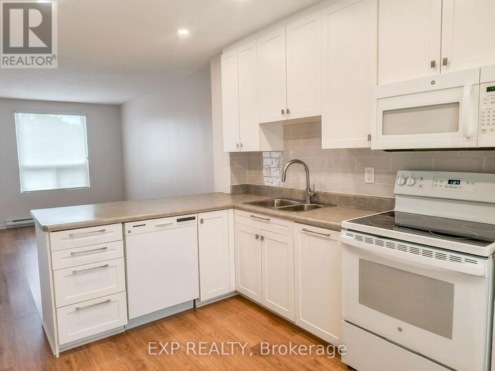 Property Photo:  971 Gulf Place 6  ON K1K 3X9 