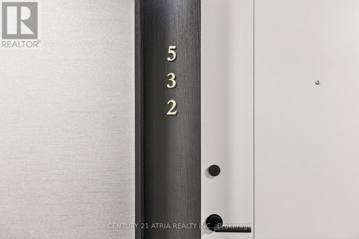 Property Photo:  858 Dupont Street 532  ON M6G 0C1 