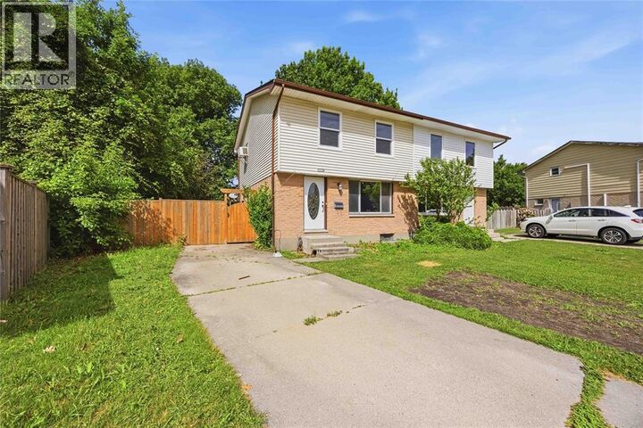 Property Photo: 1239 Nottingham Drive ON N7S 5B1