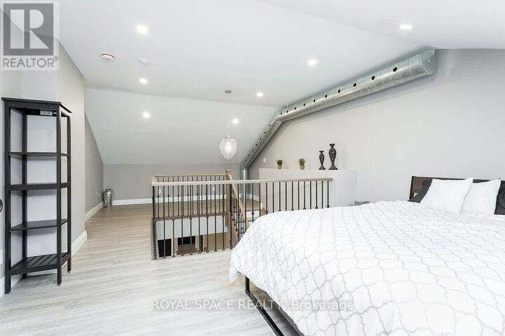 Property Photo:  73 King Street East 1  ON L8N 1A5 