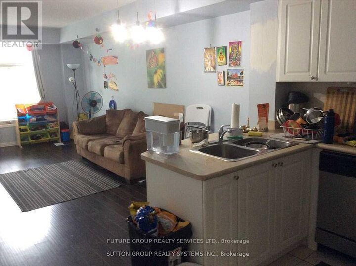 Property Photo: 601 Shoreline Drive 122 ON L5B 4K5
