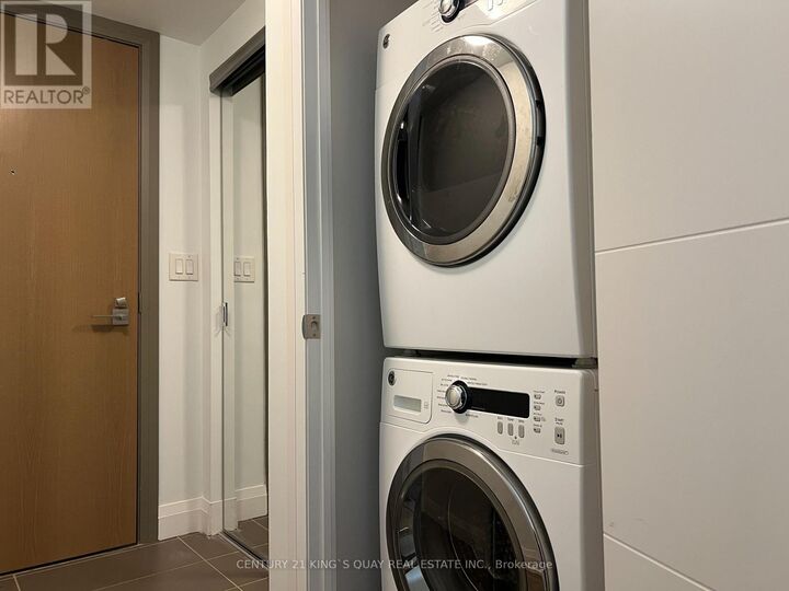 Property Photo:  18 Uptown Drive 511  ON L3R 5M5 