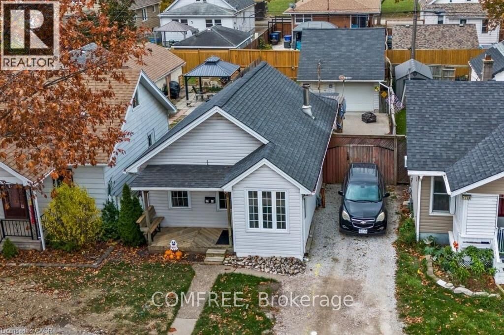 Property Photo:  1743 St Luke Road  ON N8Y 3N7 