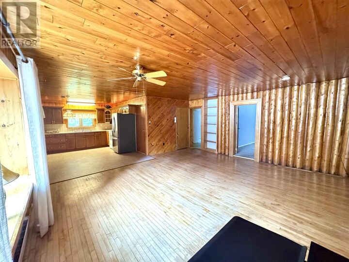 Property Photo: 523 Lyndale Rd ON P0M 3G0