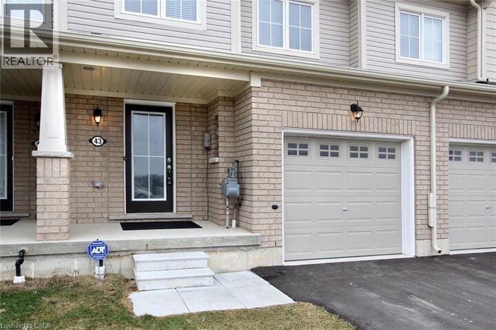 Property Photo:  43 Longboat Run West  ON N3T 0P3 
