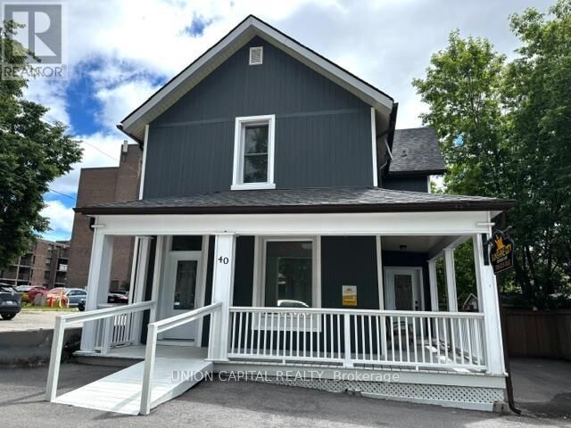 Property Photo: 40 Albert Street North ON L3V 5K2