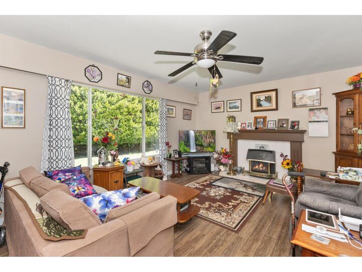Property Photo: 32530 Fraser Crescent BC V2V 1C6