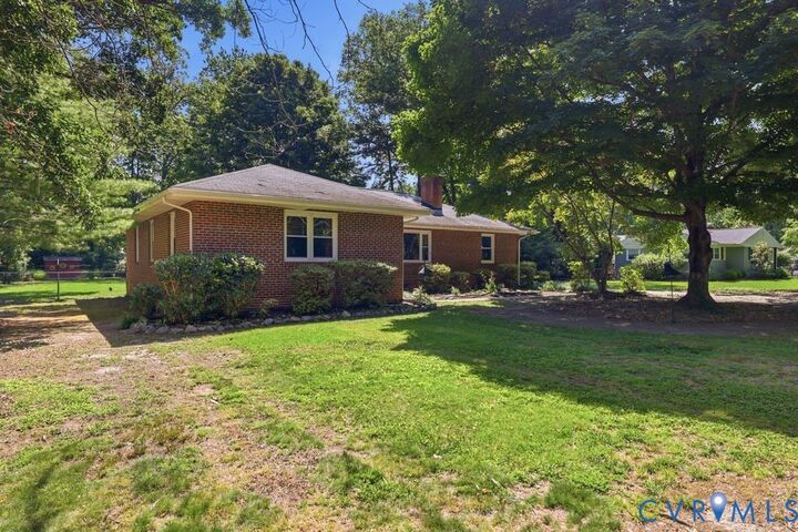 Property Photo:  2839 Weymouth Drive  VA 23235 