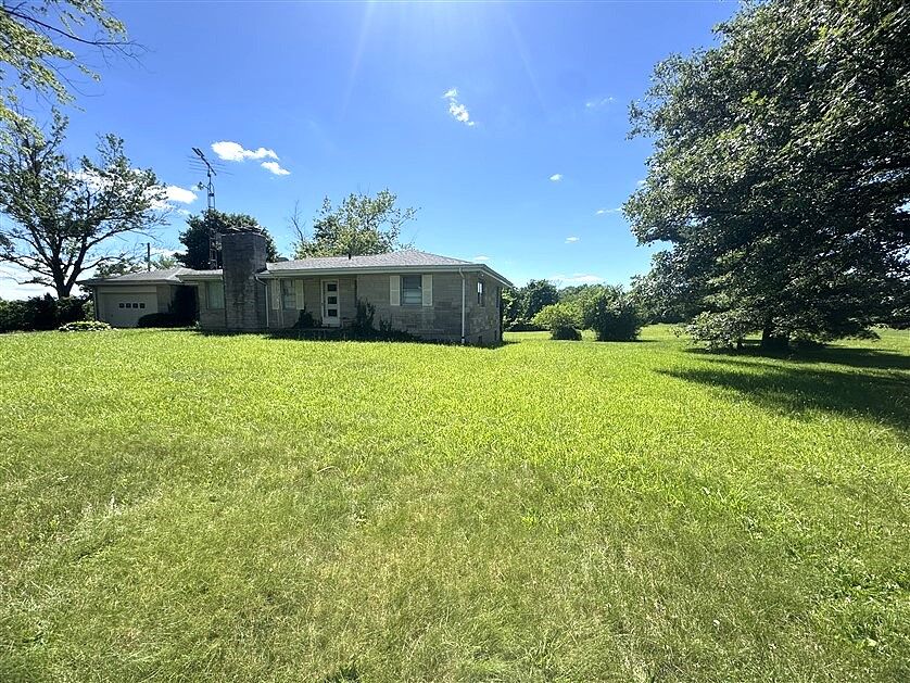 Property Photo:  10528 North State Road 227  IN 47341 