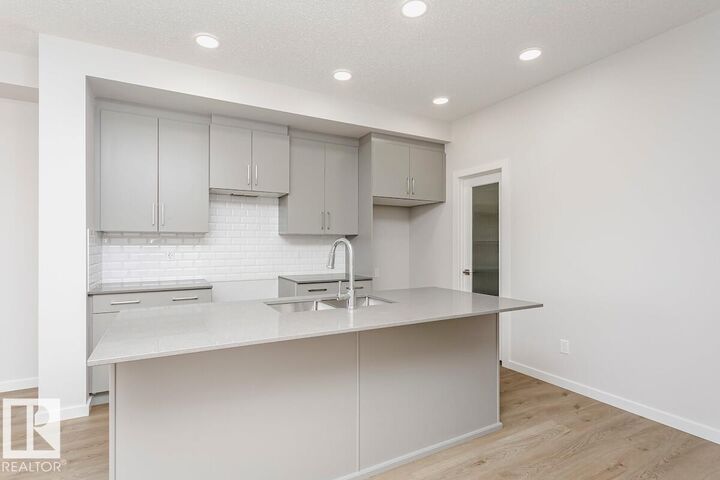 Property Photo: 2851 64 Street SW AB T6X 0M8