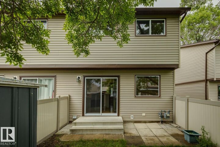 Property Photo:  1131 Hooke Road NW  AB T5A 4A5 