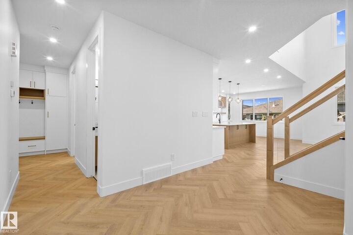 Property Photo: 34 Avonlea Way AB T7X 0Y3
