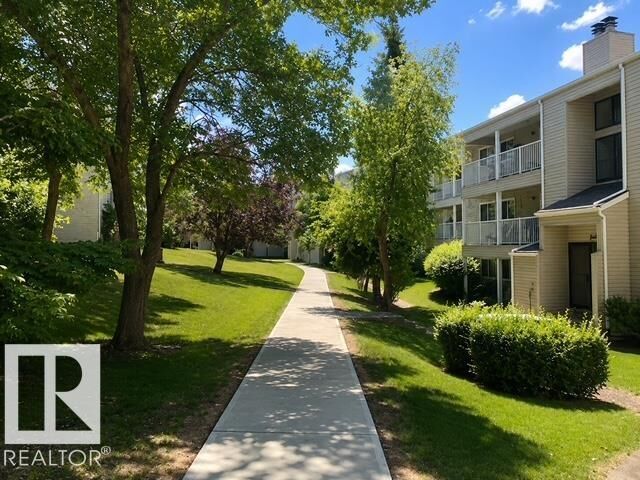 Property Photo:  340 Woodbridge Way 102  AB T8A 4G3 