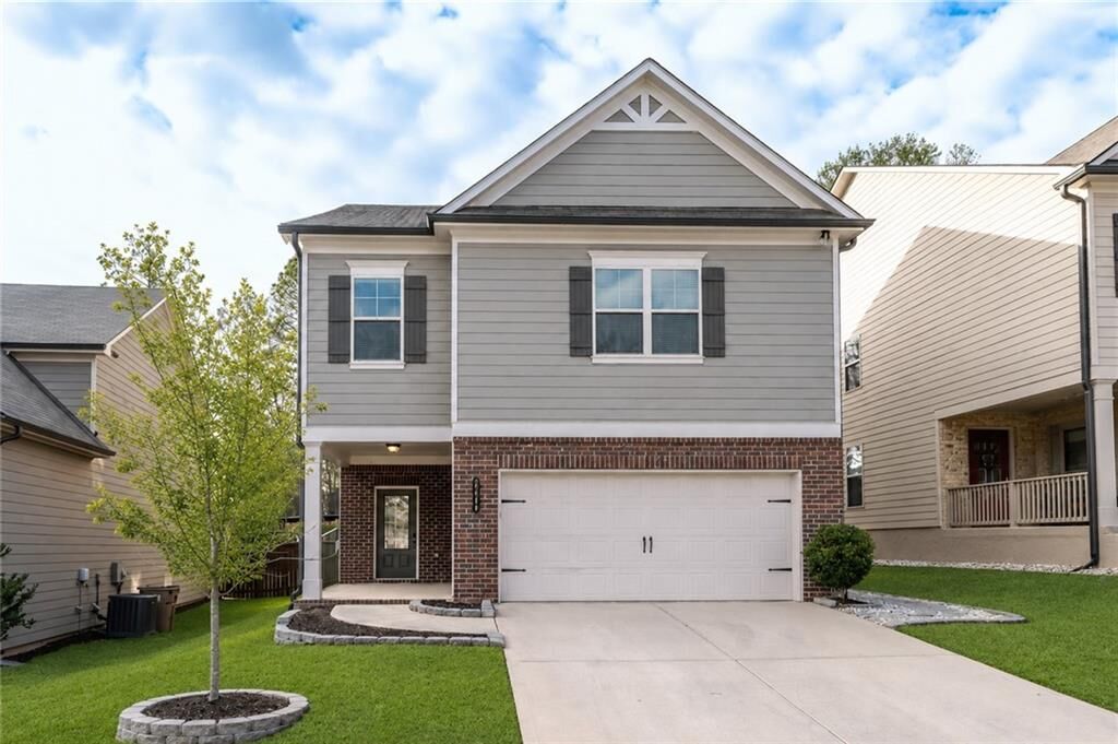 Property Photo: 3244 Hawthorne Path GA 30517