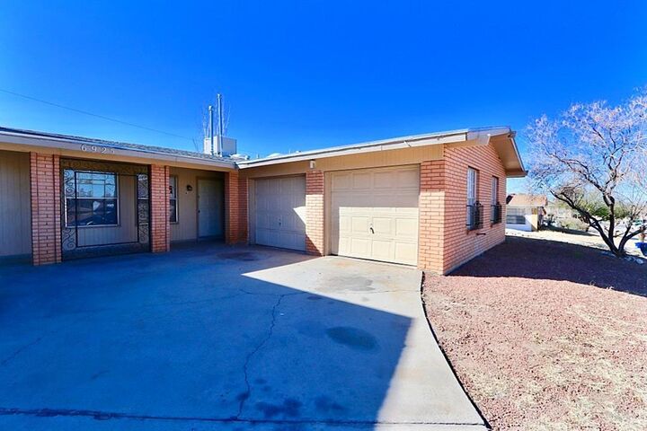 Property Photo: 6925 Escondido Drive B TX 79912