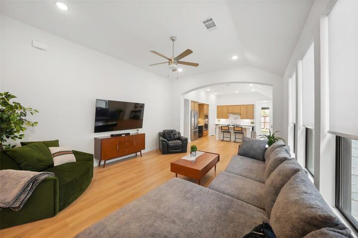 Property Photo:  237 Trapper Creek Drive  TX 77304 