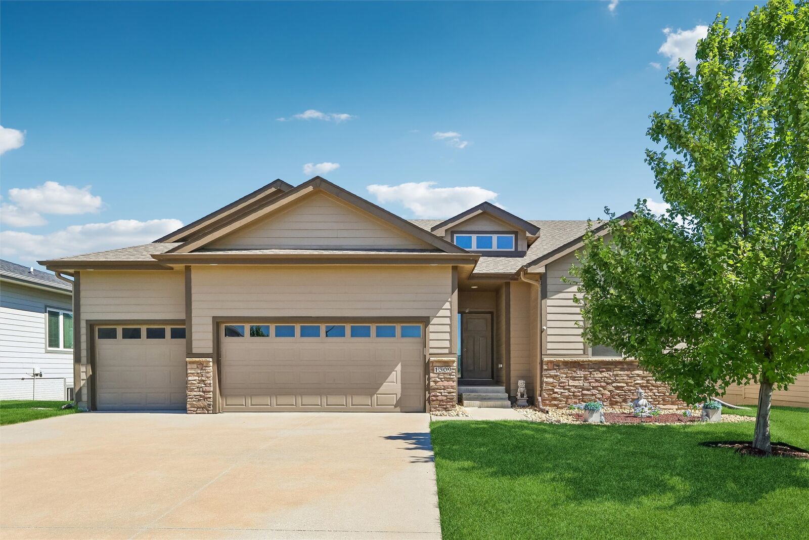Property Photo:  1309 NW 5th Street  IA 50111 