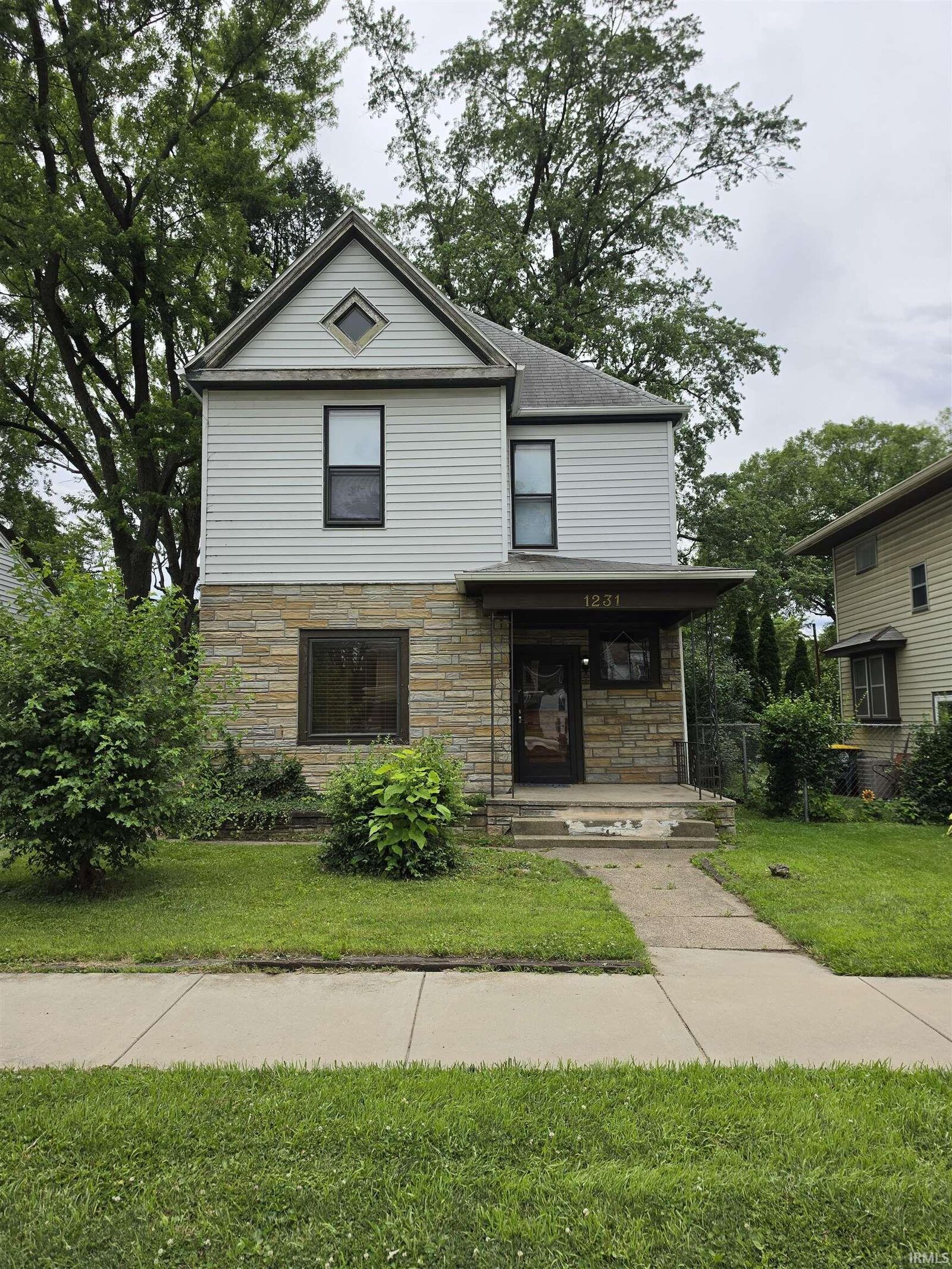Property Photo:  1231 Park Avenue  IN 46807-1021 