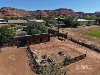 Property Photo: 160 W 100 S UT 84741