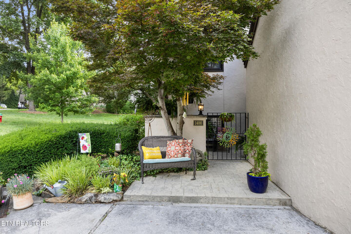 Property Photo: 1486 Touraine Place TN 37919