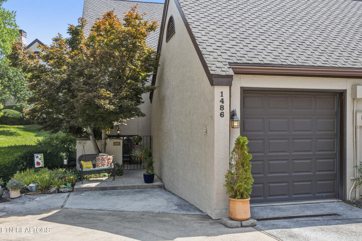Property Photo: 1486 Touraine Place TN 37919