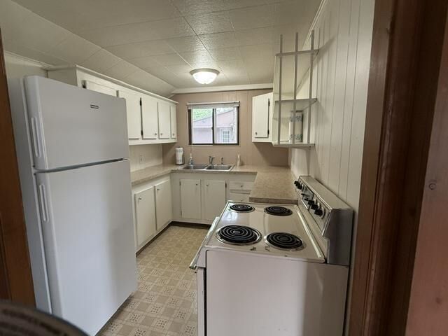 Property Photo: 1106 Crosslanes MI 48858-1857