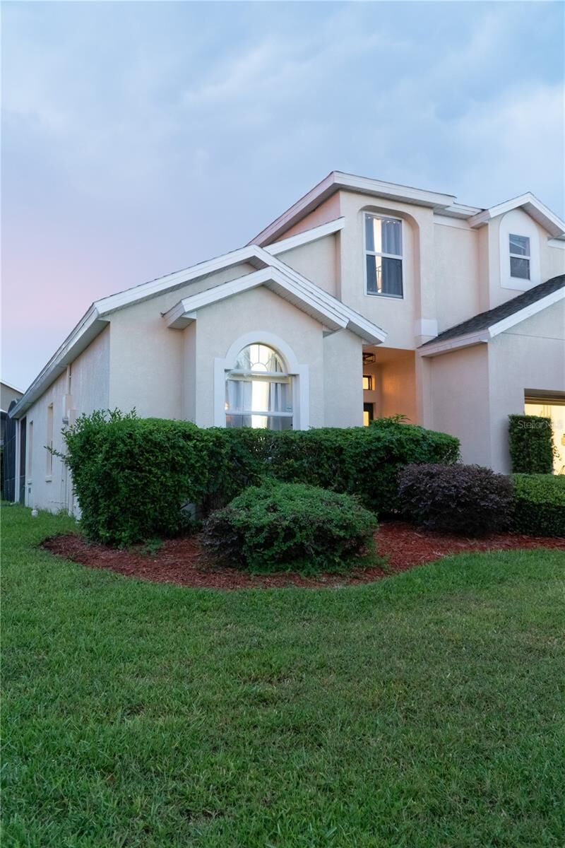 Property Photo: 1014 Corvina Drive FL 33897