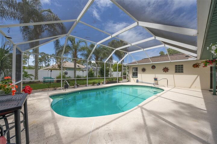 Property Photo: 29 Woodholme Lane FL 32164