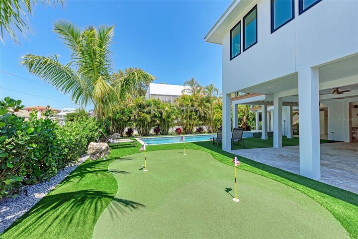Property Photo:  256 Gladiolus Street  FL 34216 