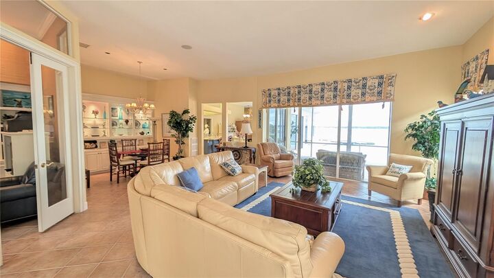 Property Photo:  4709 Dolphin Cay Lane  FL 33711 