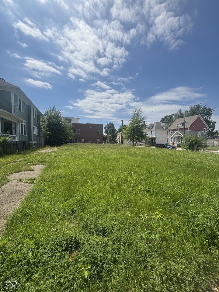 Property Photo: 2366 N College Avenue IN 46205