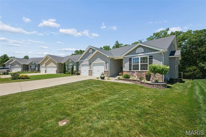 Property Photo:  511 Indian Lake Drive  MO 63390 