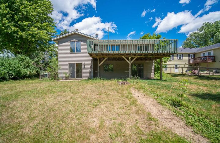 Property Photo: 2315 Chestnut St WI 53095