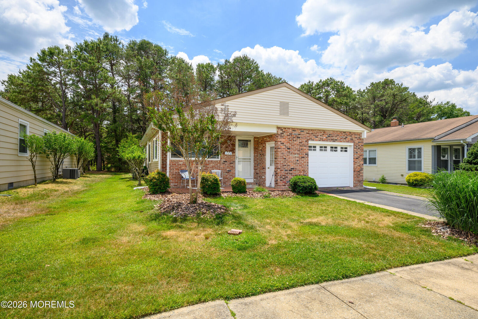 Property Photo:  75 Chesterfield Lane  NJ 08757 