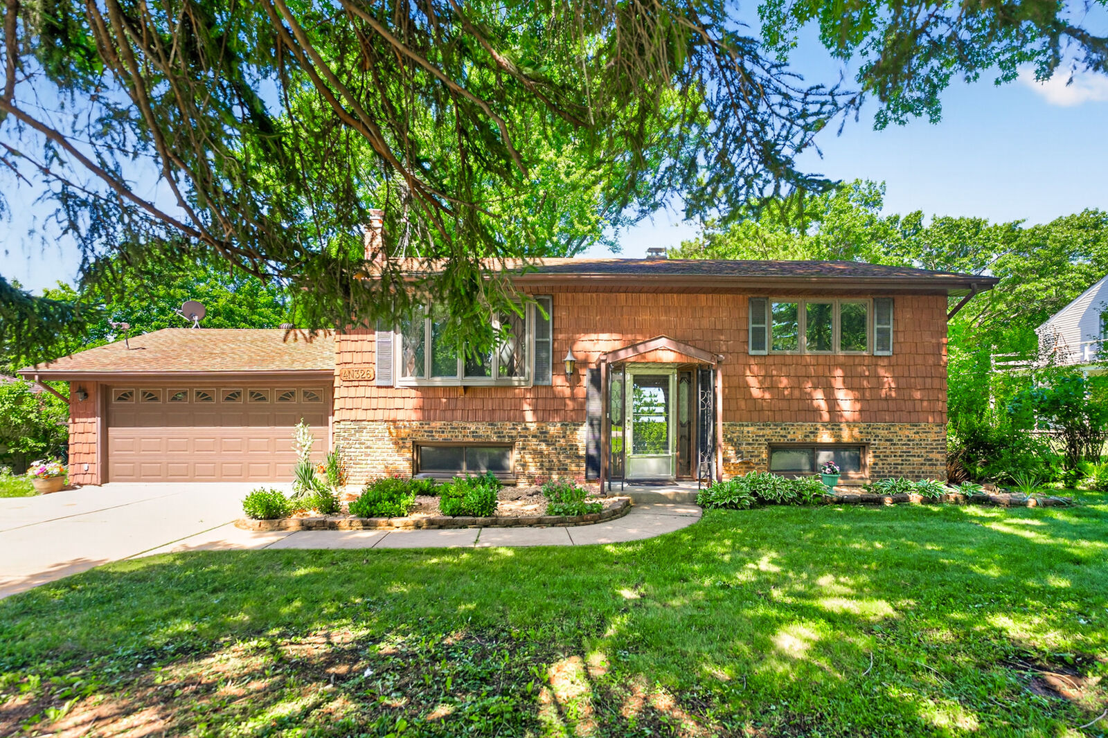 Property Photo:  4N326 Wiant Road  IL 60185 