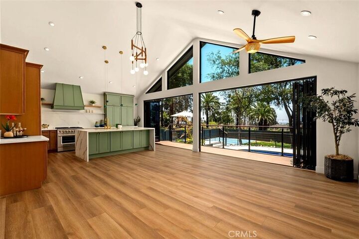 Property Photo:  32 W Las Flores Drive  CA 91001 