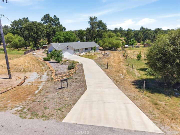 Property Photo:  47818 Road 417  CA 93614 