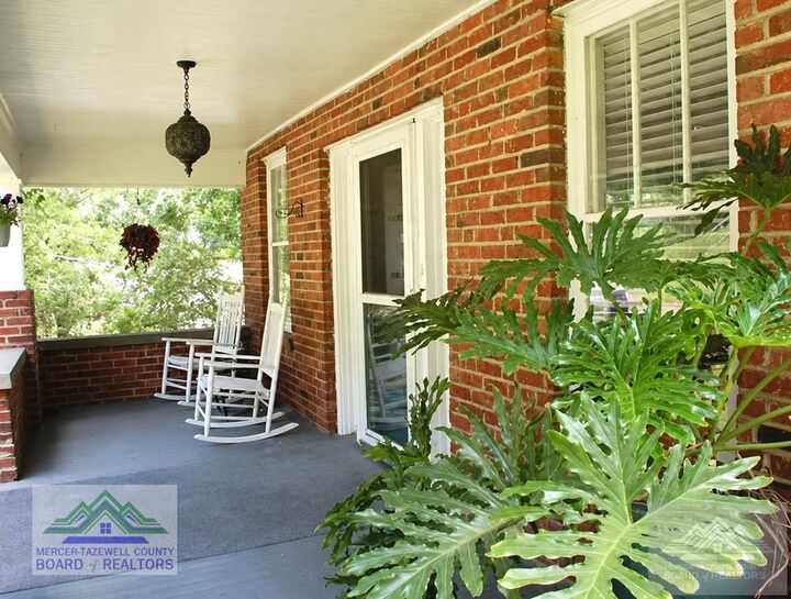 Property Photo: 1703 Augusta St. Extension WV 24701