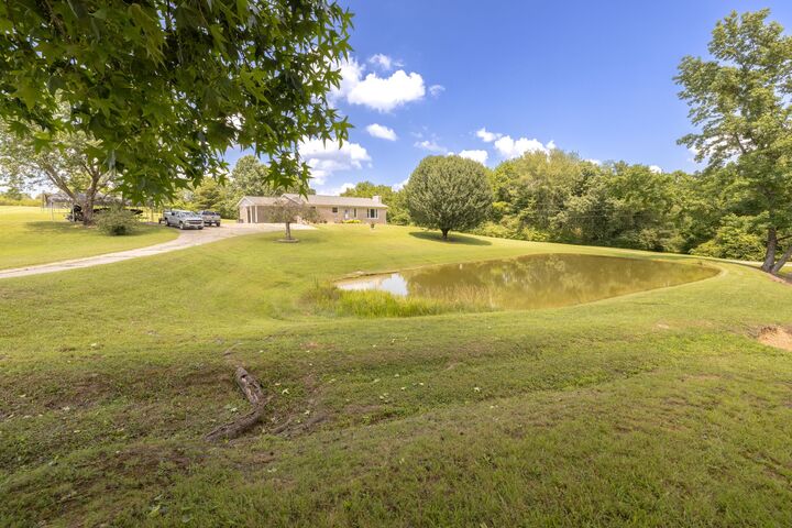 Property Photo: 34 Dunn Rd TN 38468
