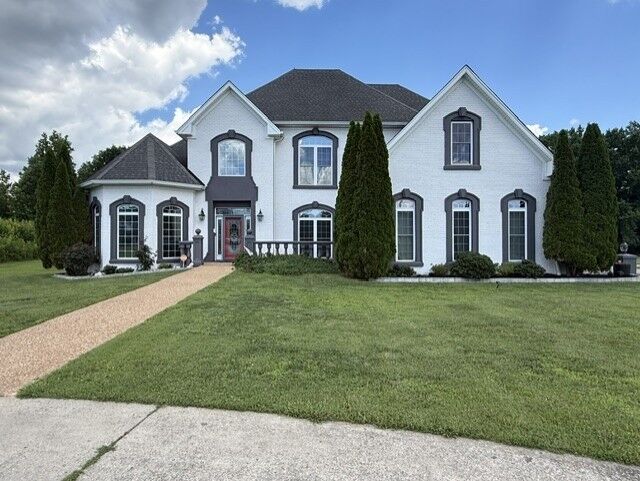 Property Photo: 865 Butts Dr TN 37042