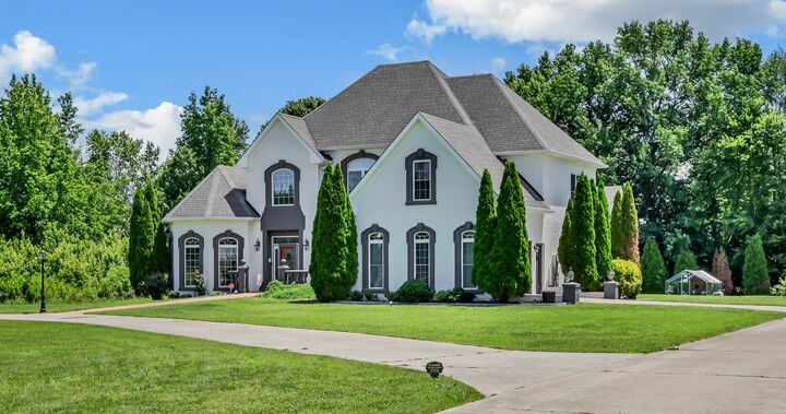 Property Photo: 865 Butts Dr TN 37042