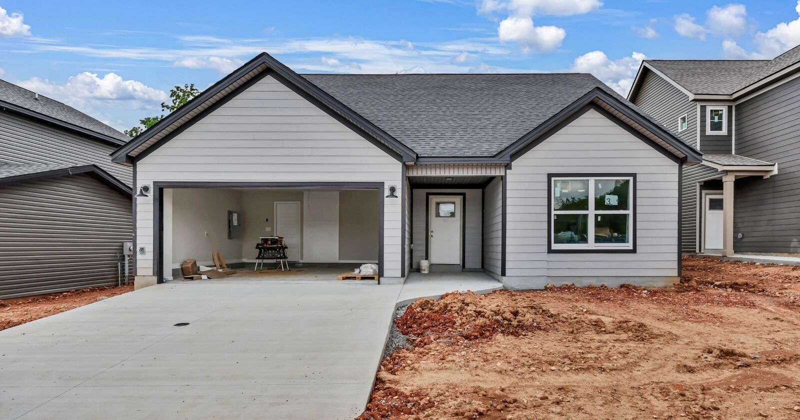 Property Photo: 2669 Brewster Dr TN 37042