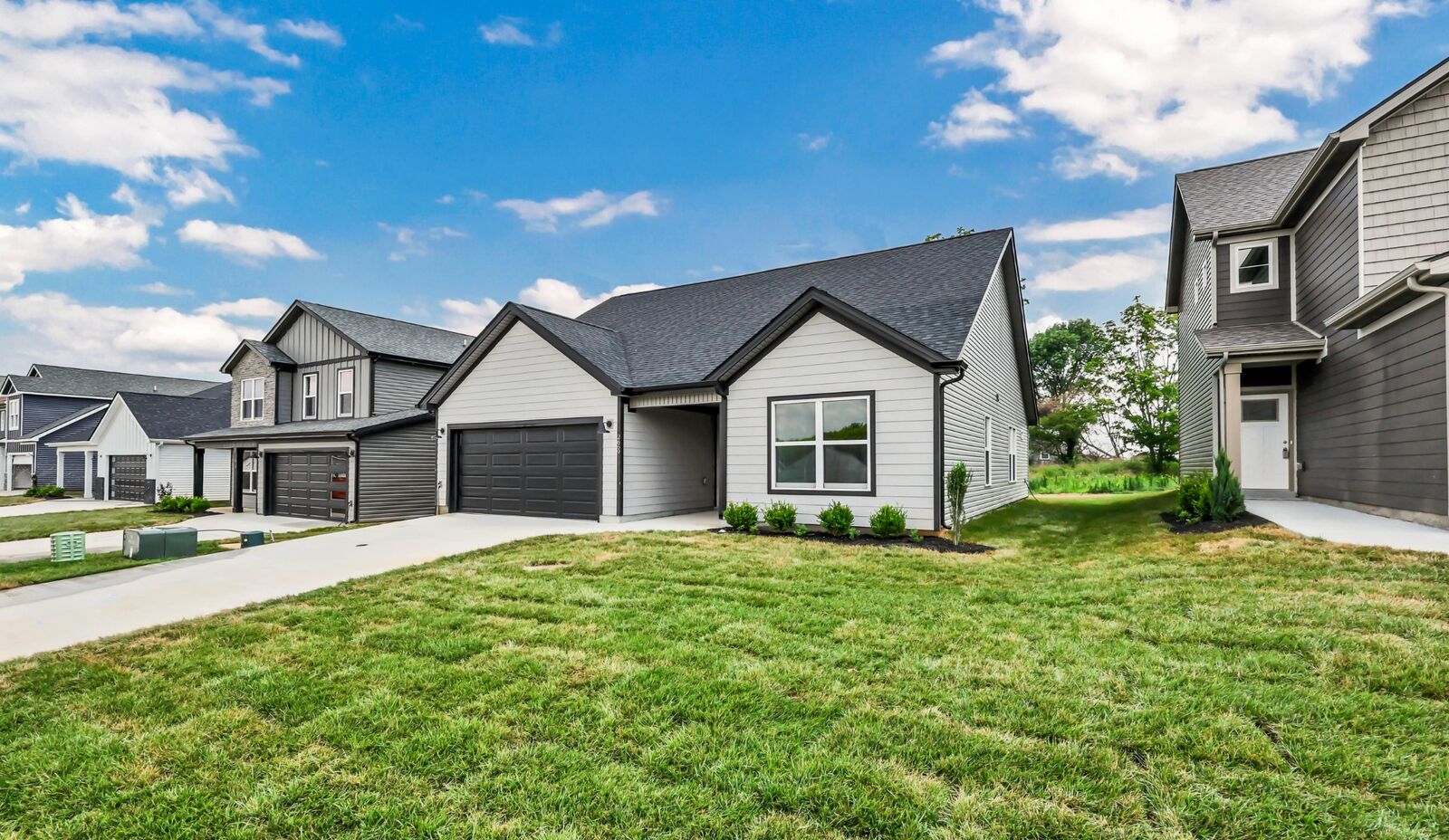 Property Photo: 2669 Brewster Dr TN 37042